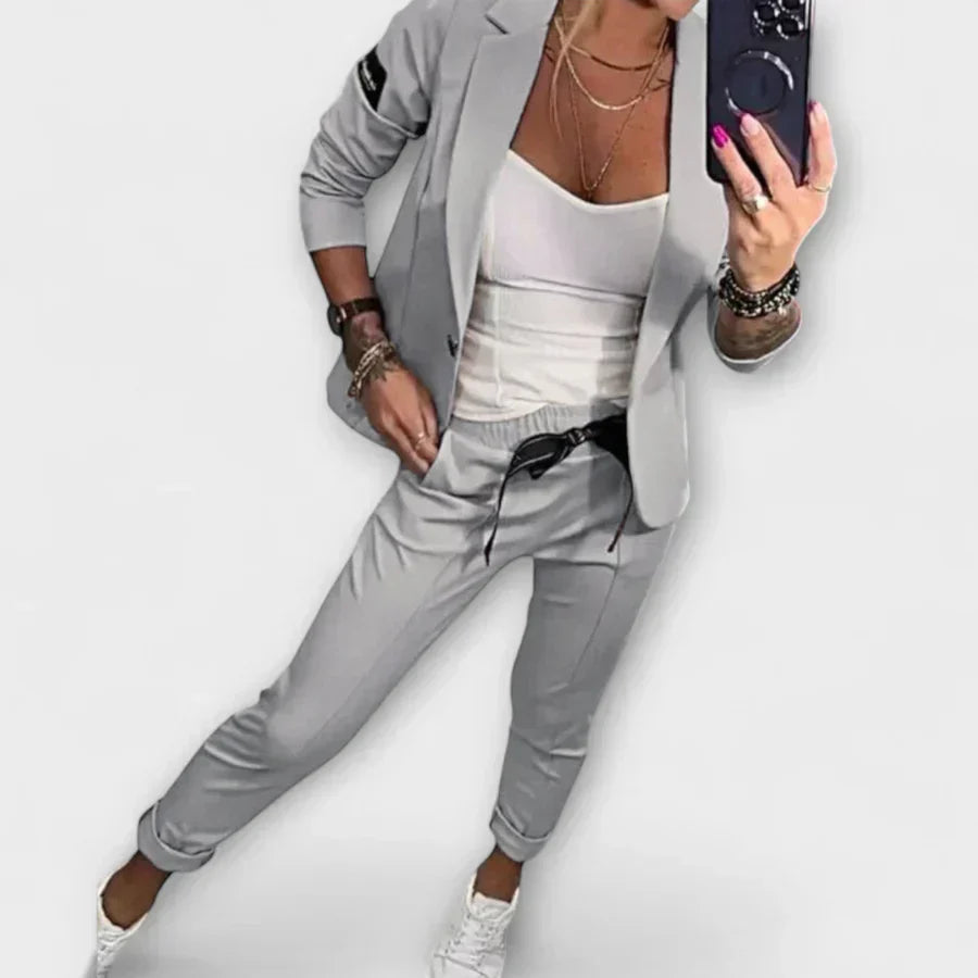 Vionne – Two-Piece Set