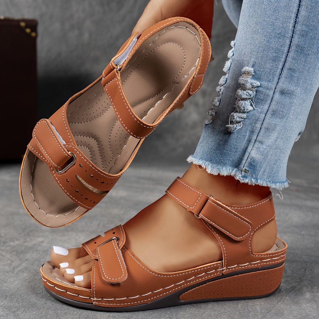 Janet | Fashionable Sandals