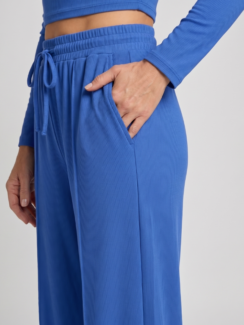 Avam | Long Sleeve Crew Neck Crop Top Pants Set