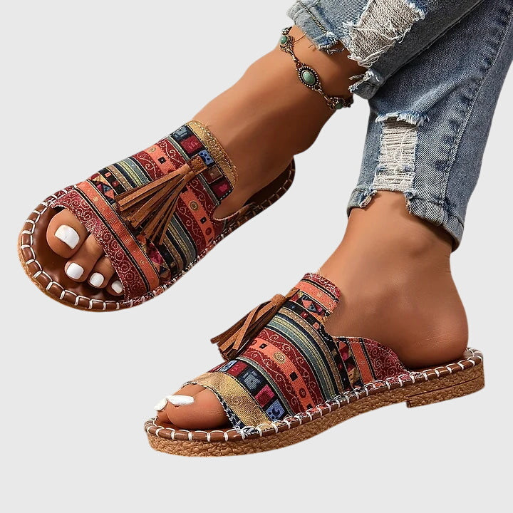 Lorraine | Classic Sandals