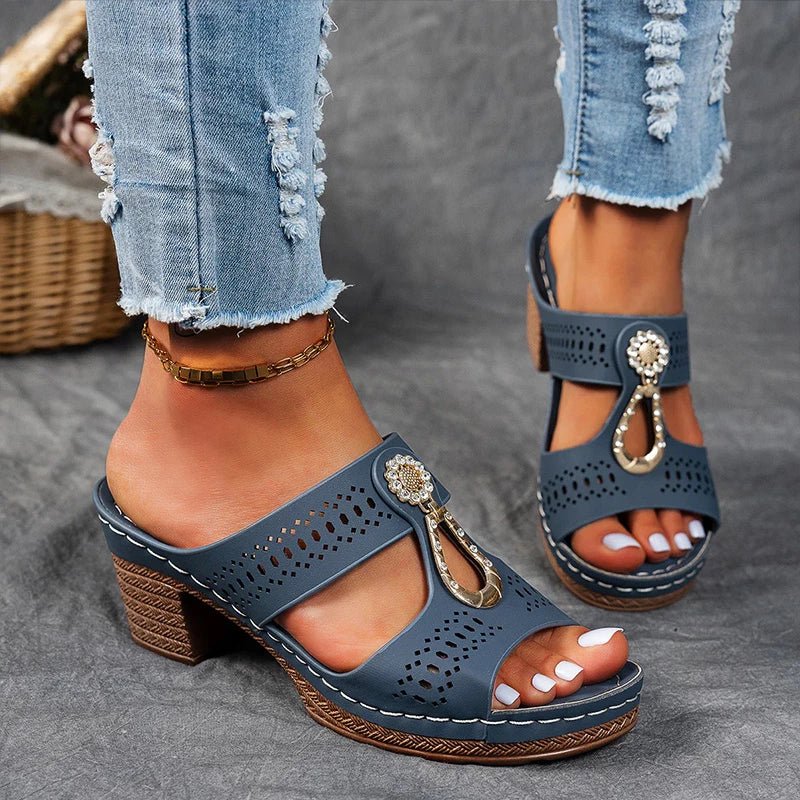Faith | Chic Sandals