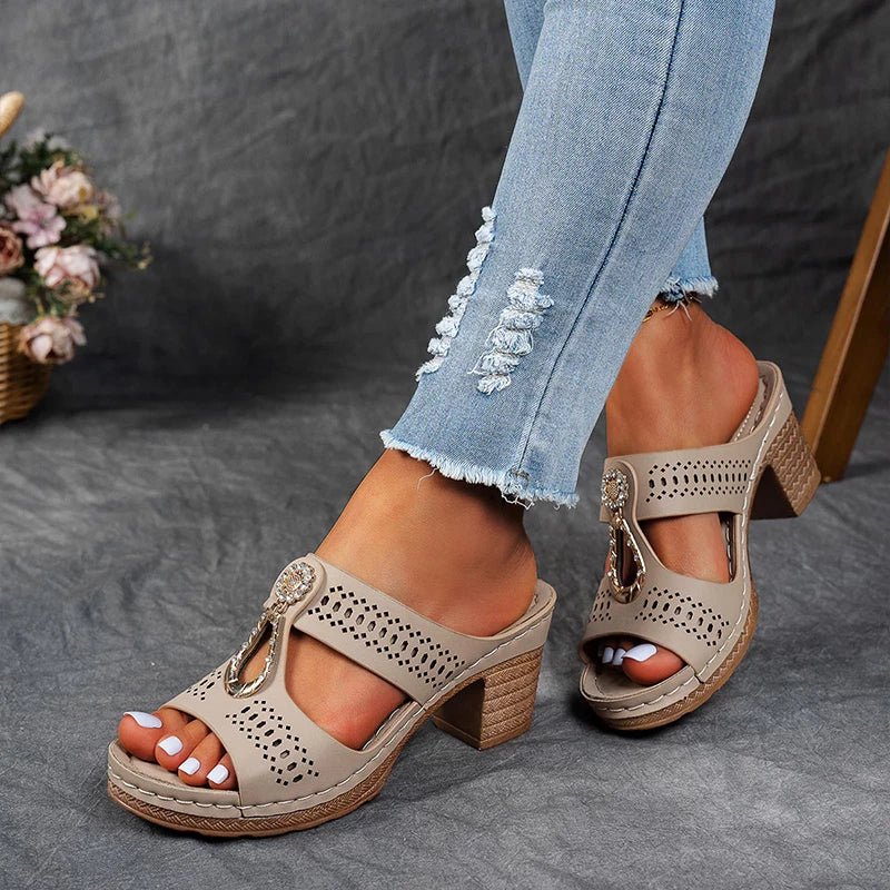 Faith | Chic Sandals